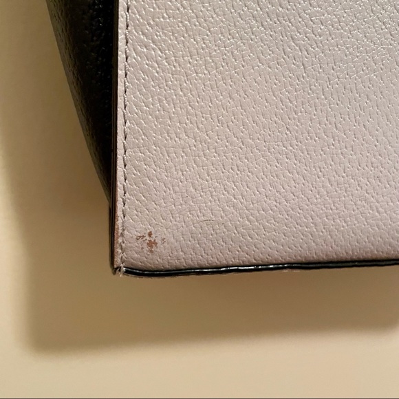 ☀️ Kate Spade Leather Square Crossbody - Picture 5 of 10